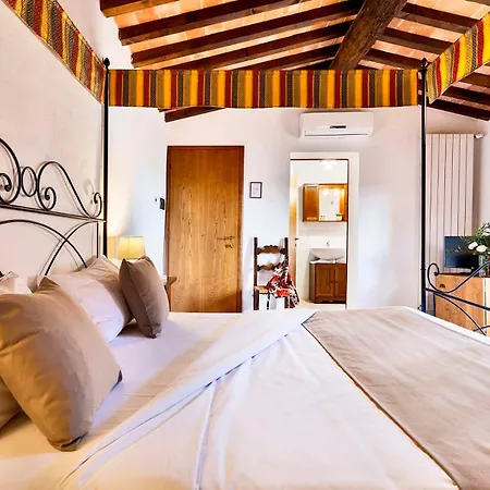 Tenuta Di Mensanello Farm stay