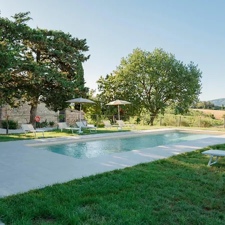 مزرعة للإقامة Tenuta Di Mensanello *