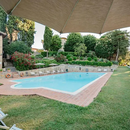 مزرعة للإقامة Tenuta Di Mensanello