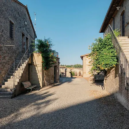 مزرعة للإقامة Tenuta Di Mensanello *